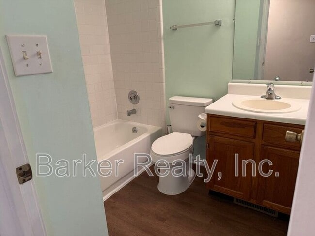 Building Photo - 507 Trappers Run Dr