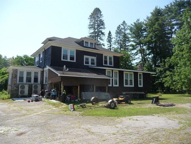 Building Photo - 971 US-209