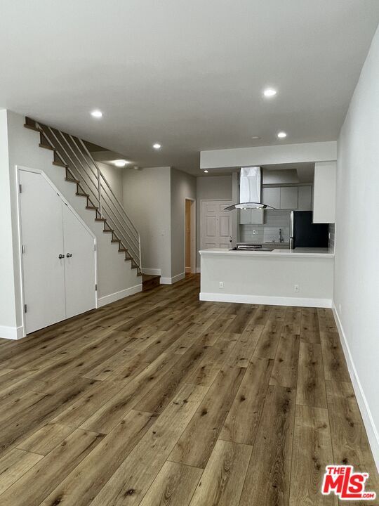 Building Photo - 11738 Mayfield Ave