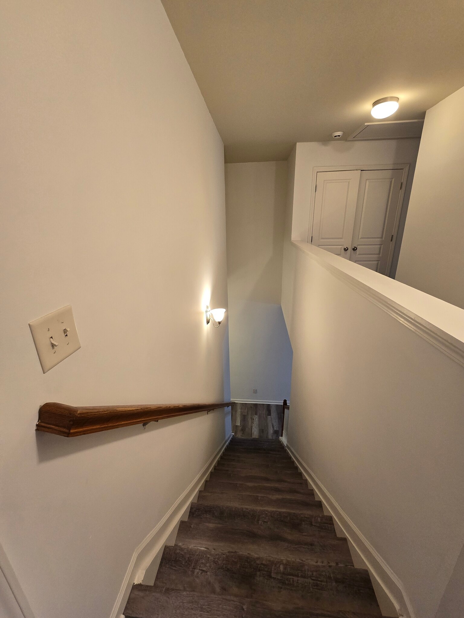 Building Photo - 2194 Oakland Grove Pl