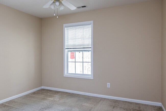 Building Photo - 1801 Trailwood Heights Ln