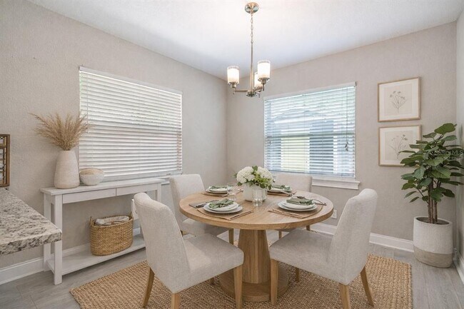 Building Photo - 4106 W Carmen St