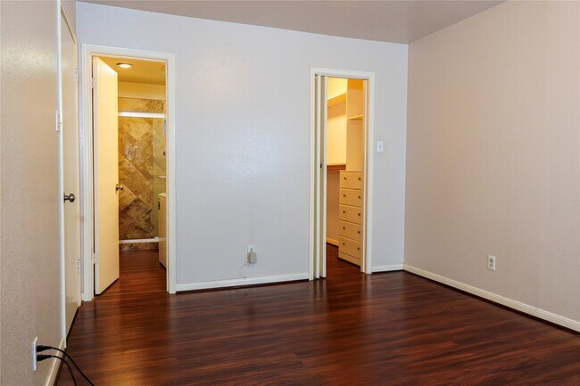 Building Photo - 829 Wax Myrtle Ln