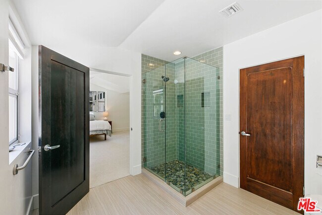 Building Photo - 6314 Sycamore Meadows Dr