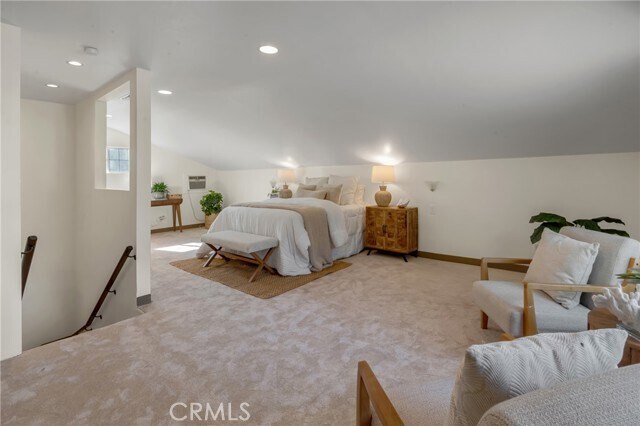 Building Photo - 5165 Pearblossom Dr