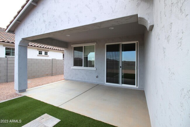 Building Photo - 1126 E Westwood Dr