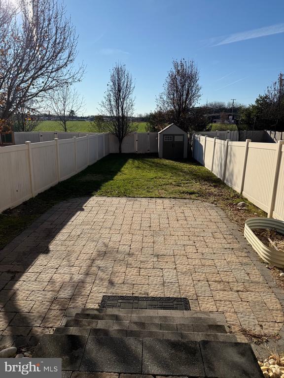 Building Photo - 111 Glacier Dr