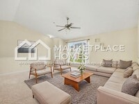 Building Photo - 2804 Riversedge Dr