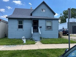 Building Photo - 1525 Gilson St