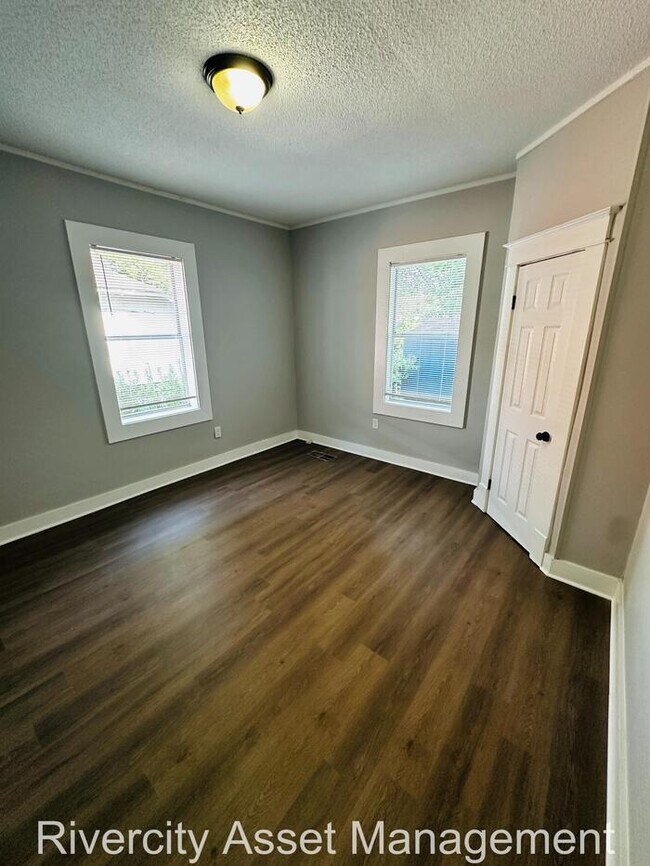 Building Photo - Move-In Ready! Stunning 4-Bedroom, 2-Bath ...