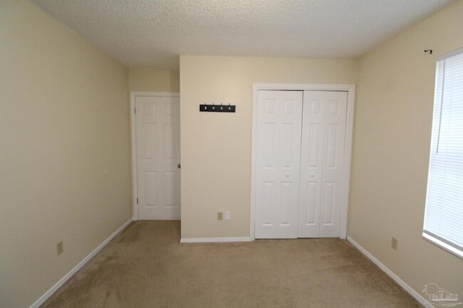 Building Photo - 7859 Bay Meadows Dr