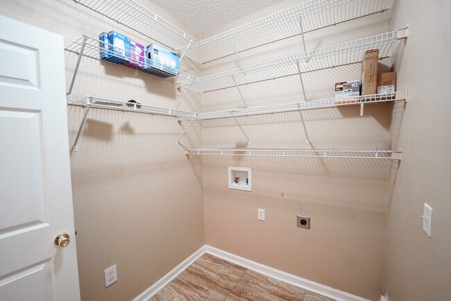 Building Photo - Coming Available!