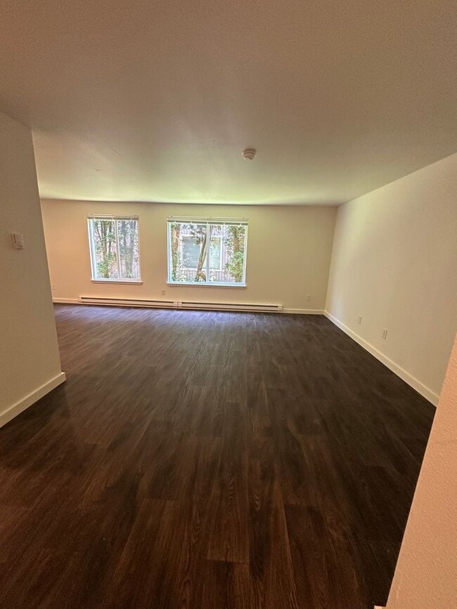 Interior Photo - Glacier Park Apartments