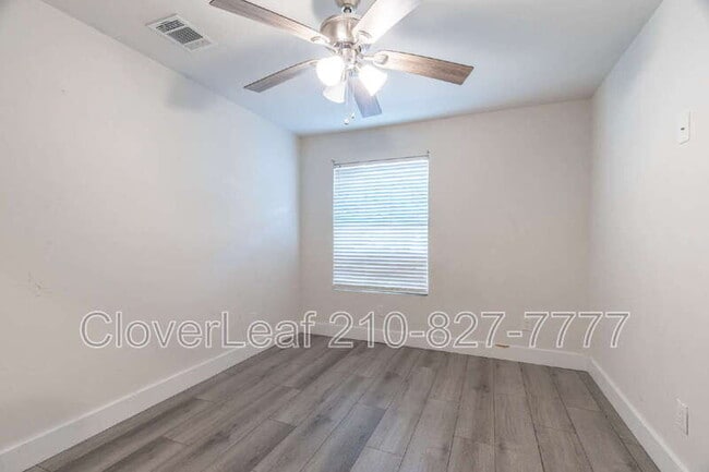 Building Photo - 116 Naylor St