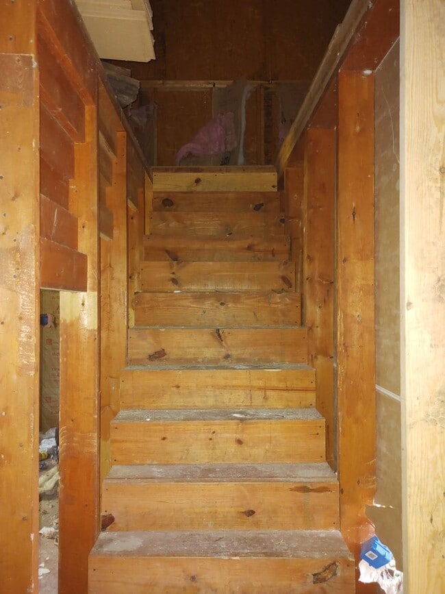 Building Photo - BISMARCK - Cabin with air conditioning ONL...
