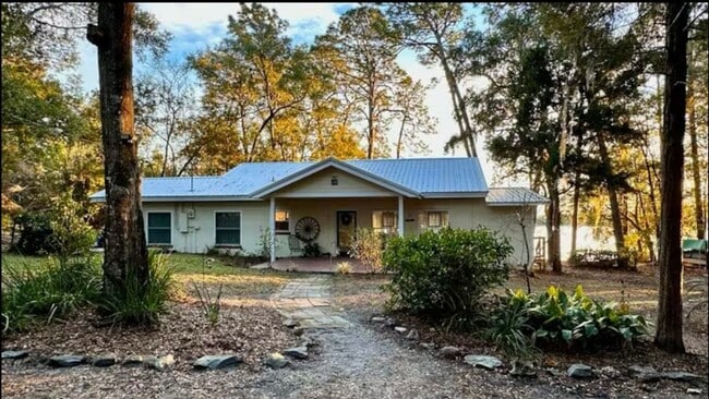 Building Photo - 107 Cygnet Ln