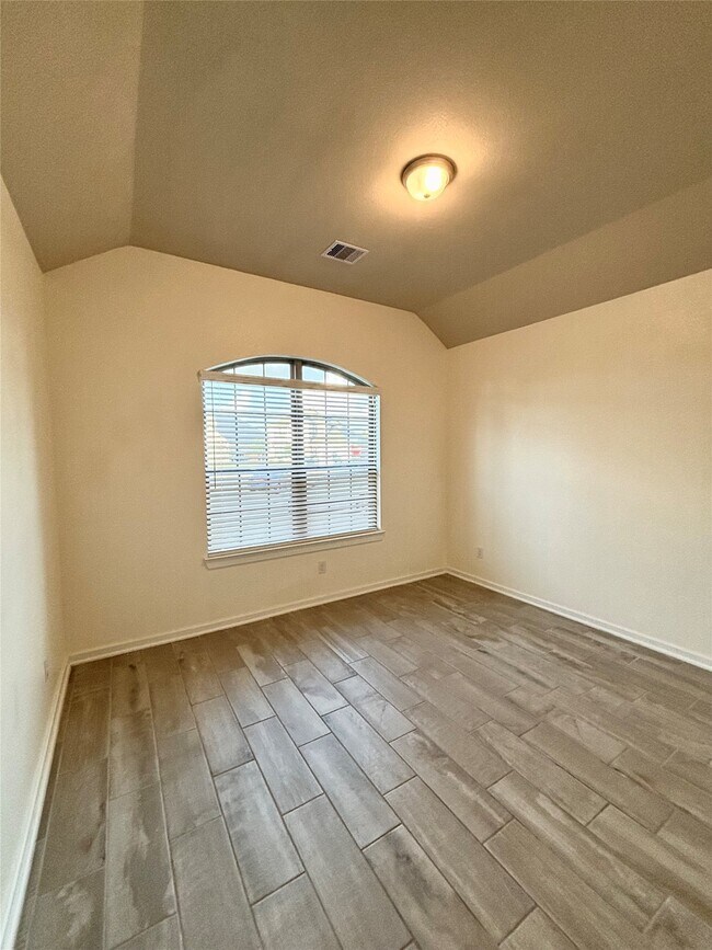 Building Photo - 5806 Pecos Ct