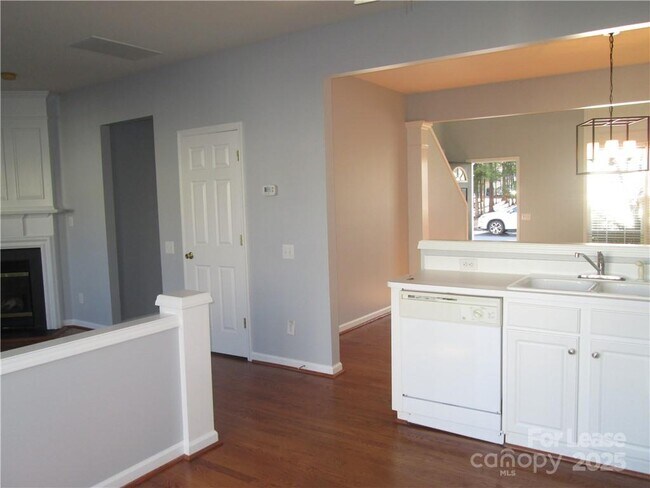 Building Photo - 8807 Ormeau Dr
