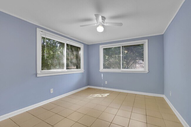 Building Photo - Move In Special – Limited Time Only! Now t...