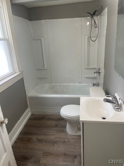 Building Photo - 400 2nd St