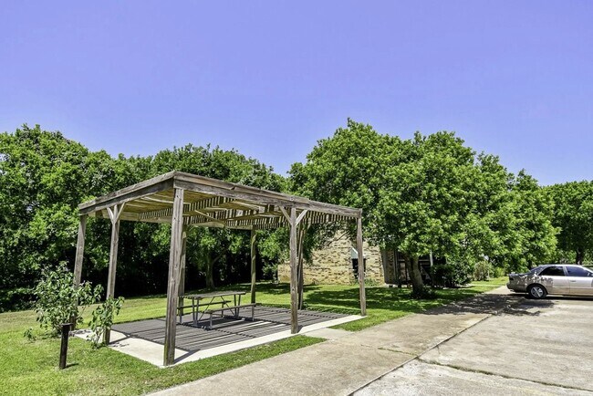 Building Photo - 138 Sandpiper Cir