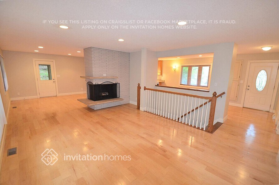 Building Photo - 4648 Caribou Dr