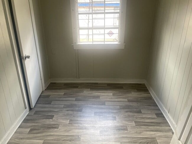 Building Photo - 2934 Randolph St