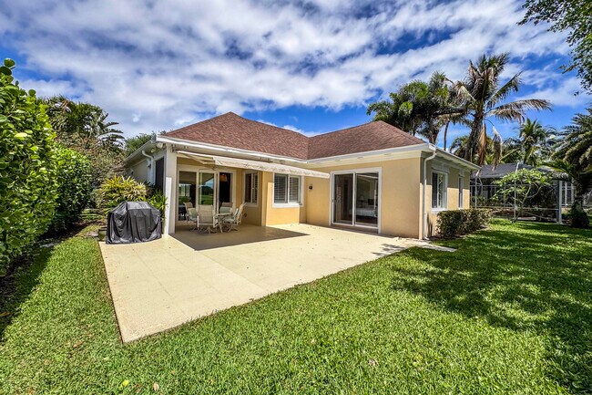 Building Photo - 246 Barbados Dr