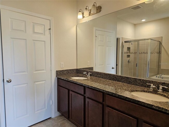 Building Photo - 4078 Pindo Palm Ln