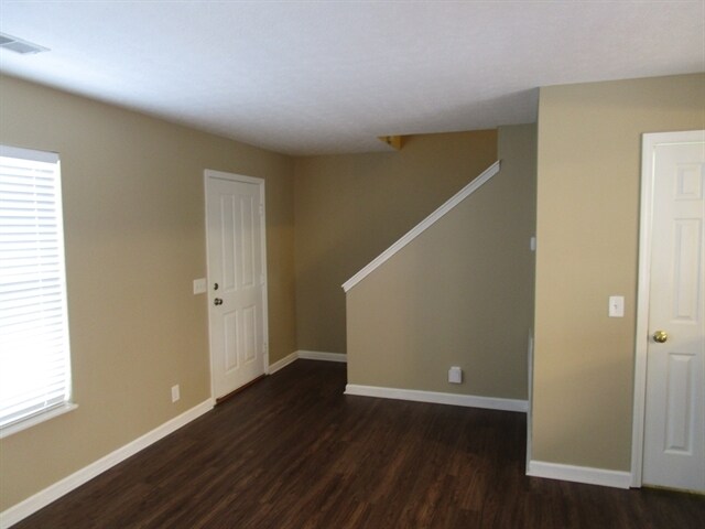 Building Photo - 2990 Buckner Ln