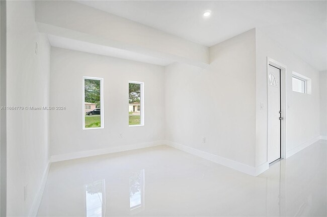 Building Photo - 14510 NW 12th Ave