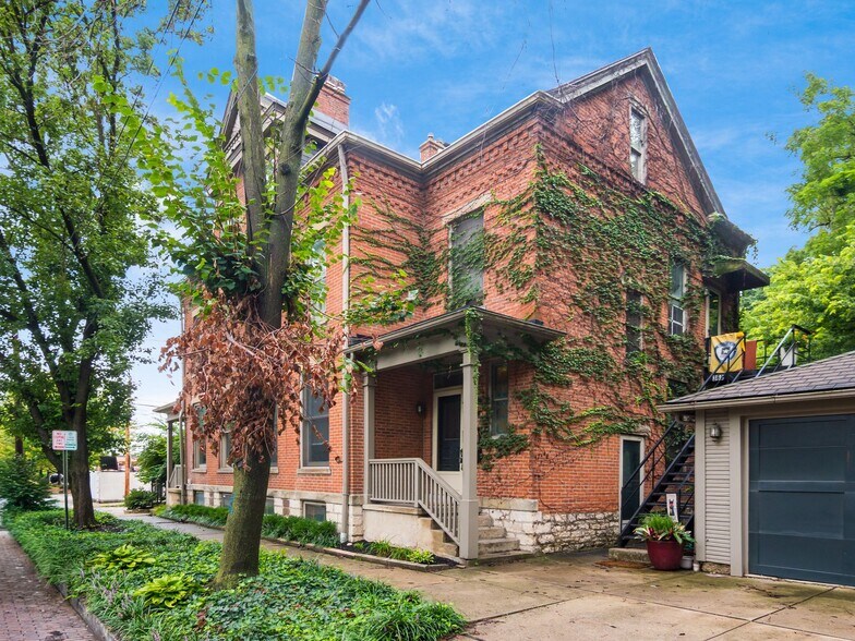 Building Photo - 36 E Kossuth St