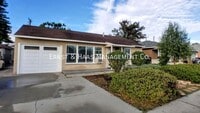 Building Photo - 13023 Goller Ave