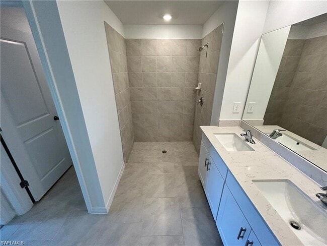 Building Photo - 7116 Ponderosa Pne Dr