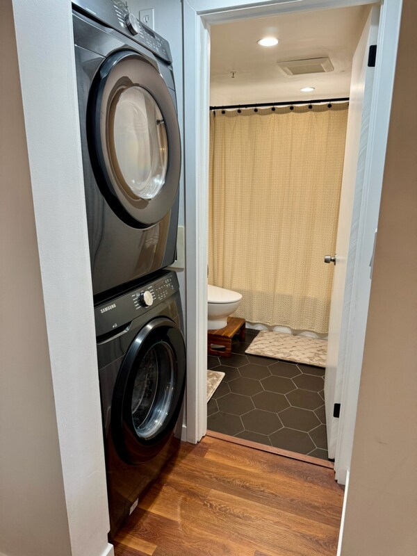 Building Photo - 828 Innes Ave