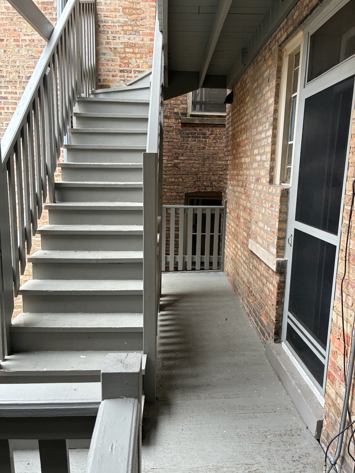 Building Photo - 801 Erie St