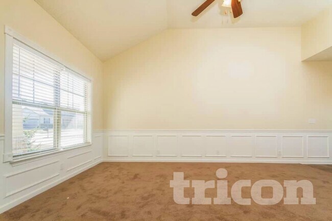 Building Photo - 1712 Colyn Avenue