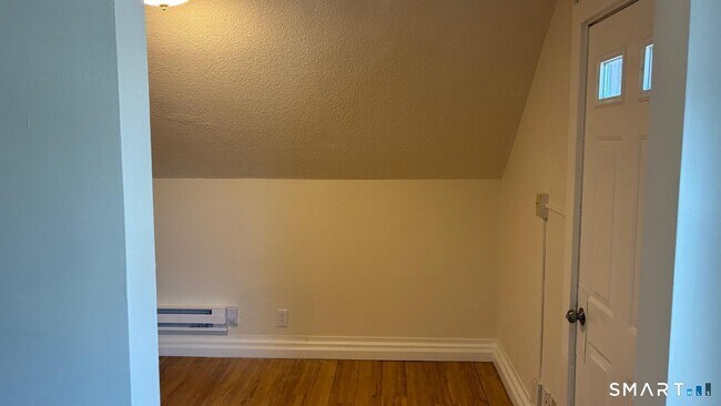 Building Photo - 54 North Ave