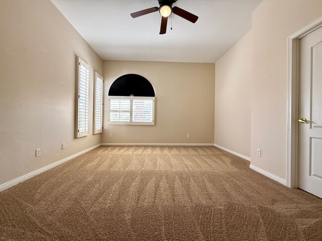 Building Photo - Grand 3 bedroom home with lake and golf course views located in Resort Villas ready to be your pa...