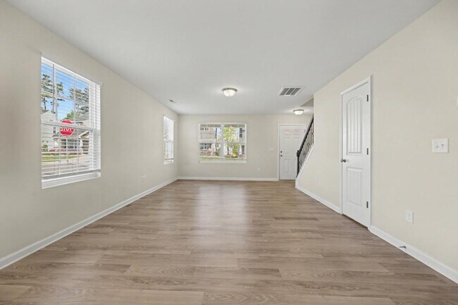 Building Photo - 3874 Copperfield Ct