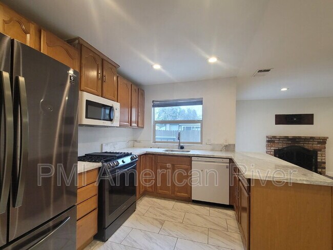 Building Photo - 4475 Silverton Way