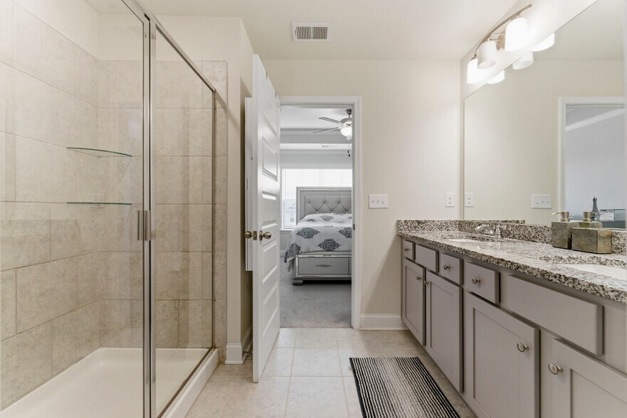 Building Photo - 528 Sonata Walk