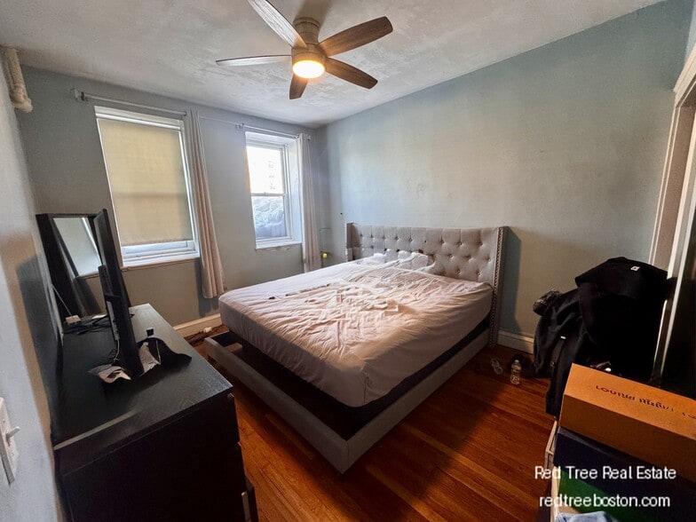 Building Photo - 1662 Commonwealth Ave