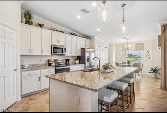 Building Photo - 43011 Greenway Blvd