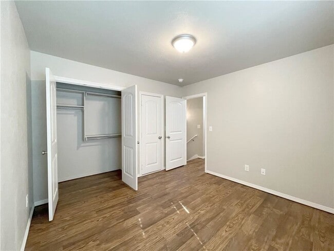 Building Photo - 2117 Buena Vida Ln