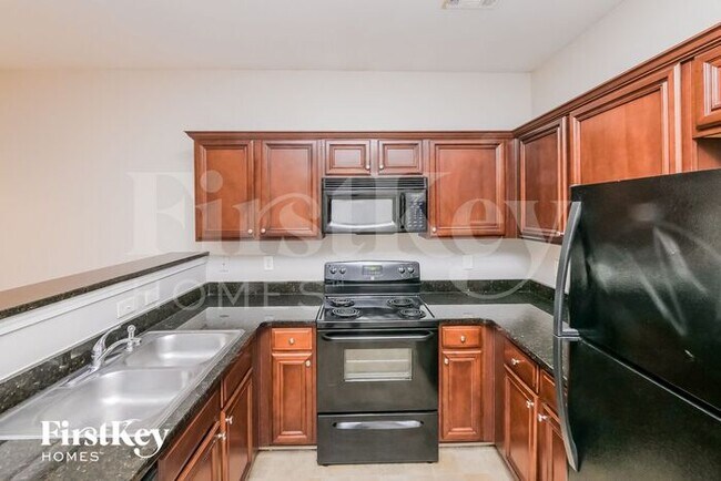 Building Photo - 5052 Pioneer Pkwy