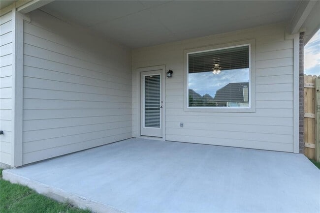 Building Photo - 9305 Margaret Jewel Ln