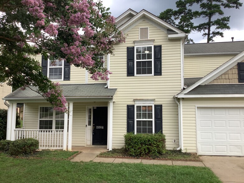 Primary Photo - 6527 Forest Cross Dr