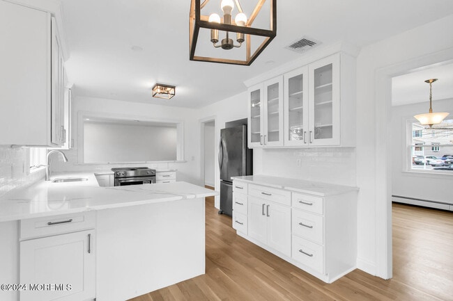 Building Photo - 74 S Ward Ave