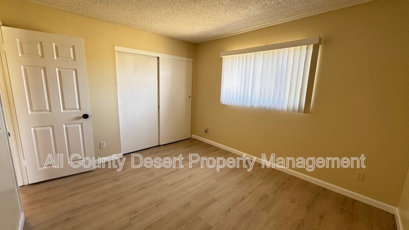 Building Photo - 13079 Eliseo Rd